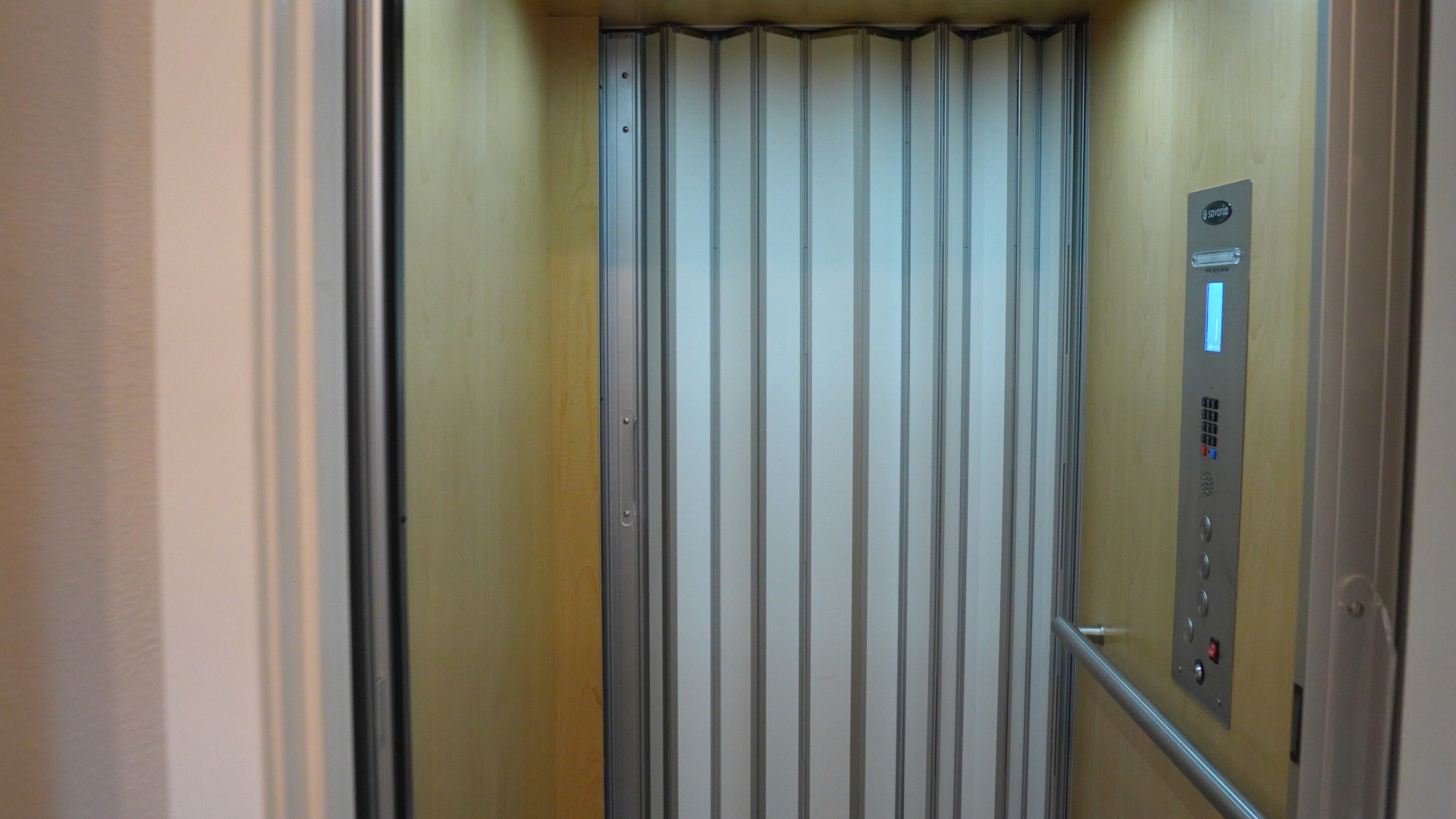 Building Photo - 855 Home Ave