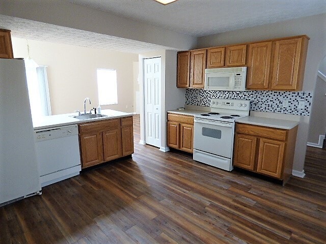 Building Photo - Chatterton Commons Condo