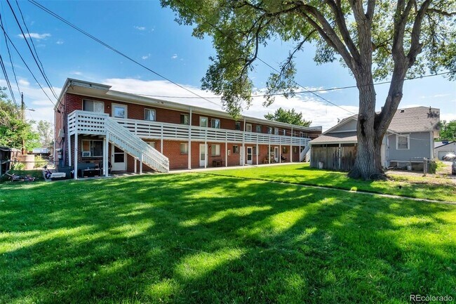 Primary Photo - 1251 Upham St