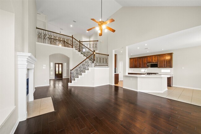 Building Photo - 8306 Golden Harbor