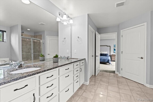 Building Photo - 49645 Hartwick Dr