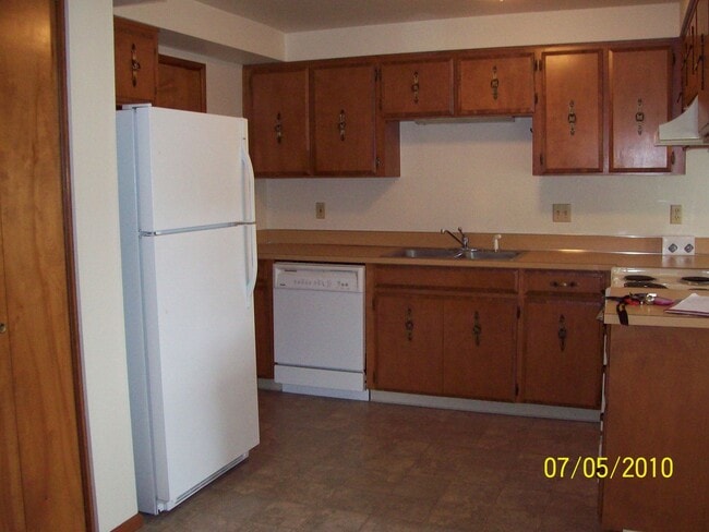 Building Photo - 312 NE 24th St