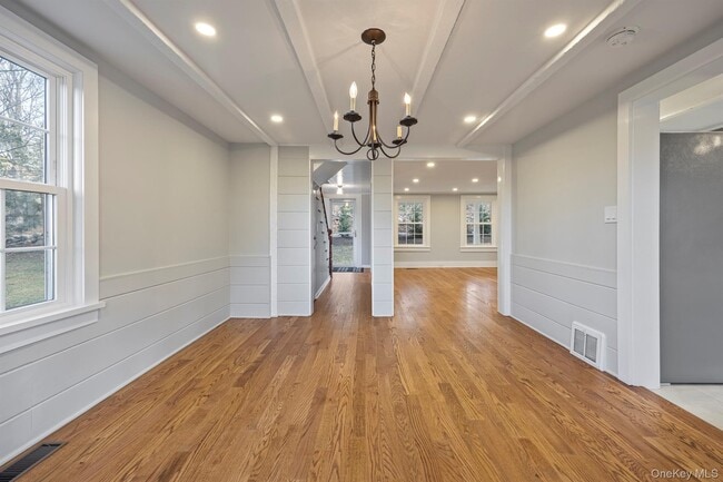 Building Photo - 6 Starr Ridge Rd