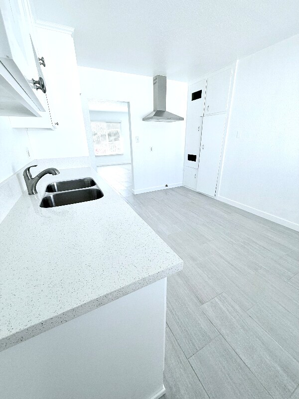 Building Photo - 8729 Lyndora St