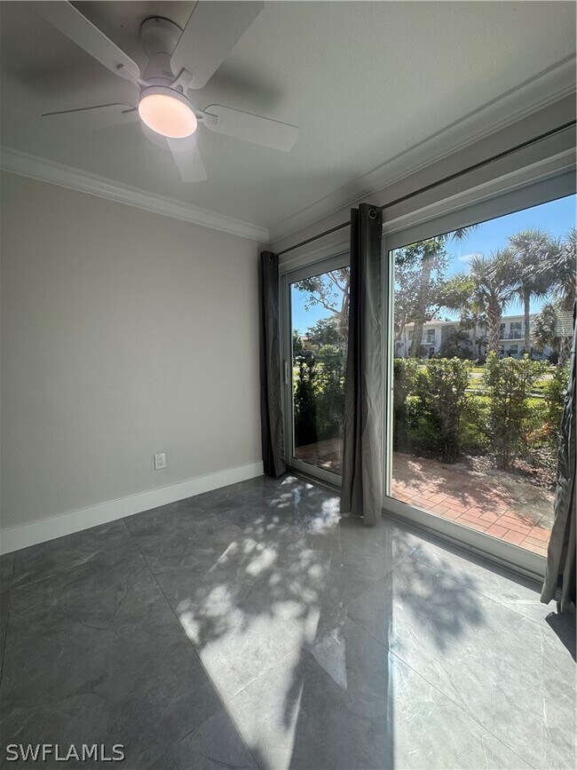 Building Photo - 637 12th Ave S