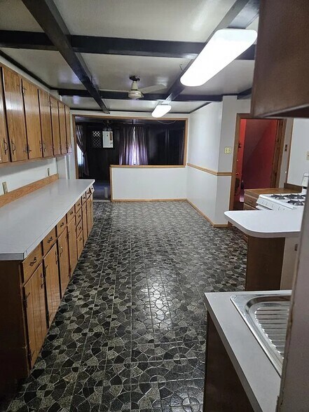 Floor 2, Kitchen - 2 Front St