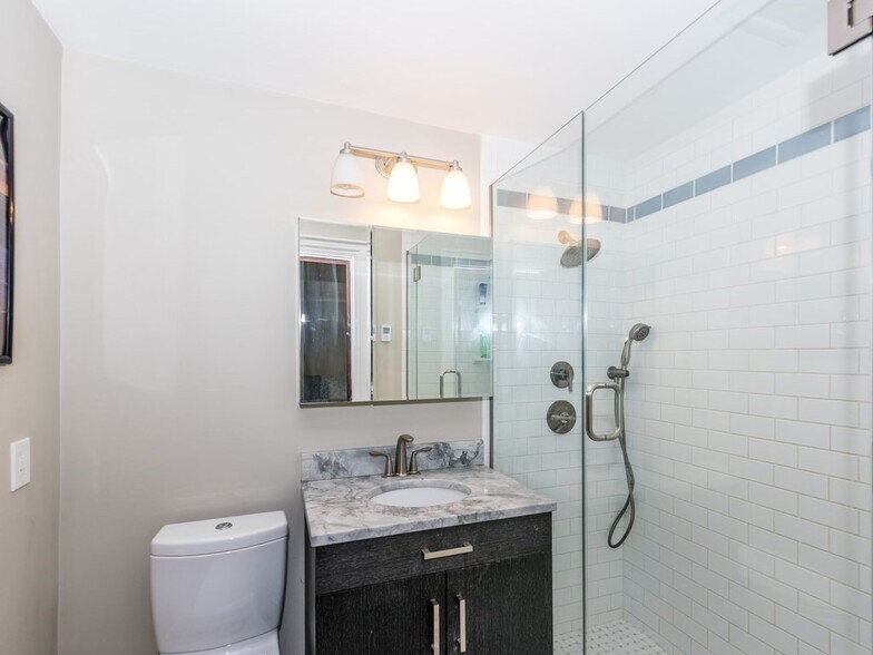 Building Photo - 48 Appleton St