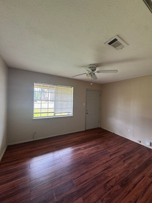 Building Photo - Rental Property in Bossier City