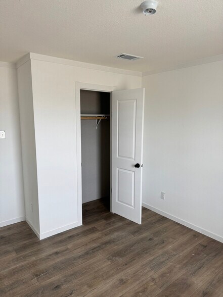 Building Photo - 338 Patriot Ln