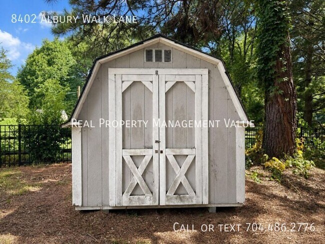 Building Photo - 8402 Albury Walk Ln