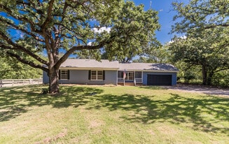 Building Photo - 1403 Harpole Rd E