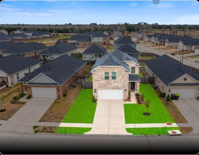 Building Photo - 31314 Spotted Saddle Hollow