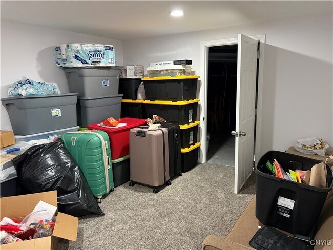 Building Photo - 7667 Charlemont Dr