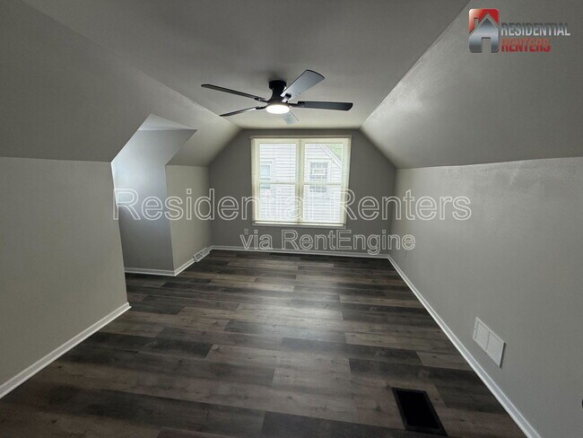 Building Photo - 2730 N 47th St