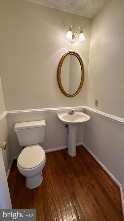 Building Photo - 709 Pine Drift Dr