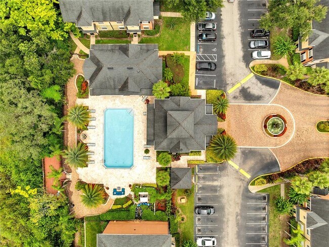 Building Photo - 6005 Westgate Dr