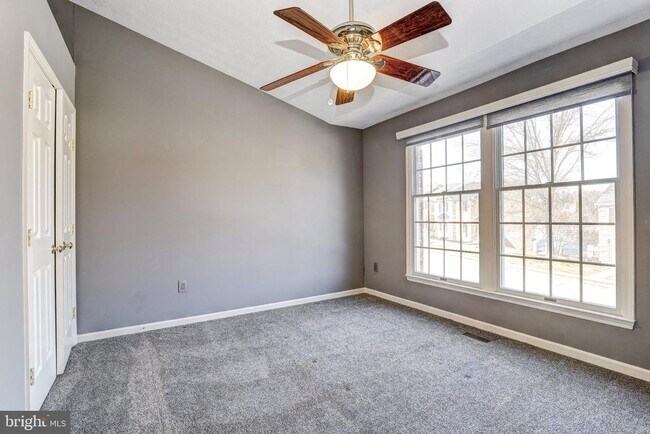 Building Photo - 2733 Quarry Heights Way