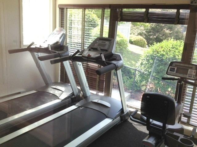 Building Photo - 119 Eastern Ave