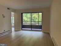 Building Photo - 15311 Beaverbrook Ct