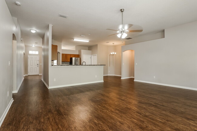 Building Photo - 11829 Parker Lakes Drive