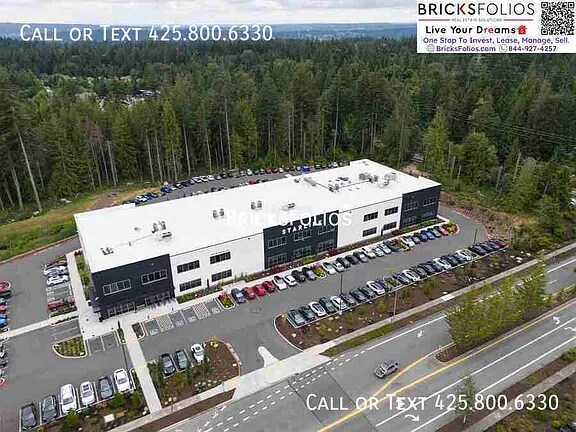 Building Photo - 10251 Eastridge Dr NE