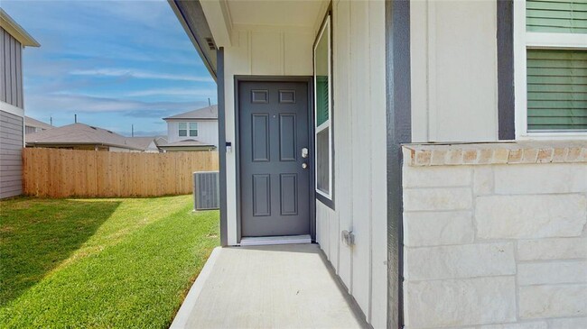 Building Photo - 23511 Autumn Harvester Dr
