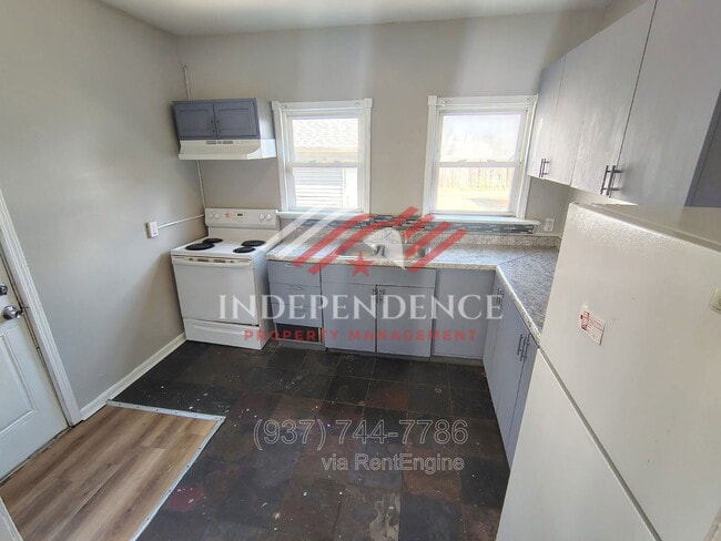 Building Photo - 515 Crawford St