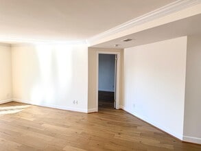 Building Photo - 1080 Wisconsin Ave NW