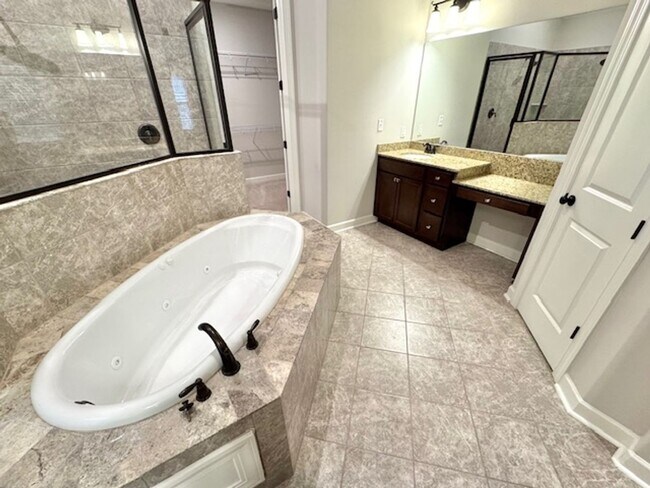 Building Photo - ShenandoahLn6668