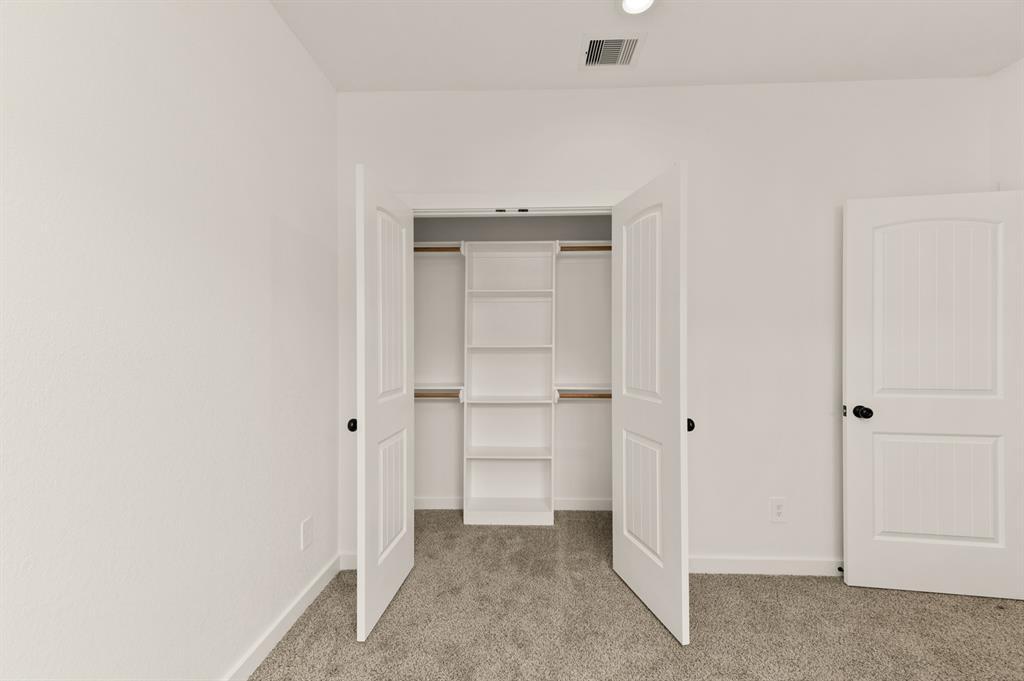 1st floor bedroom #2 - 4705 Idaho St