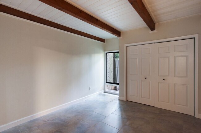 Building Photo - 115 Tomoka Trail
