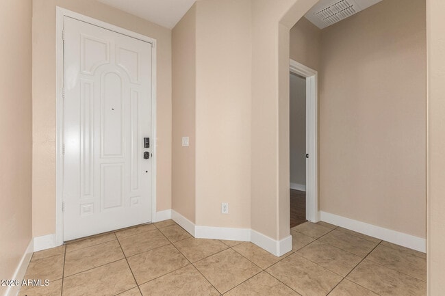 Building Photo - 10625 E Knowles Ave