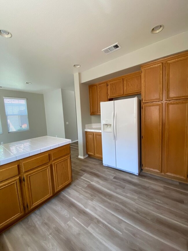 Building Photo - Cute & Clean Murrieta 3 Bedroom Home!
