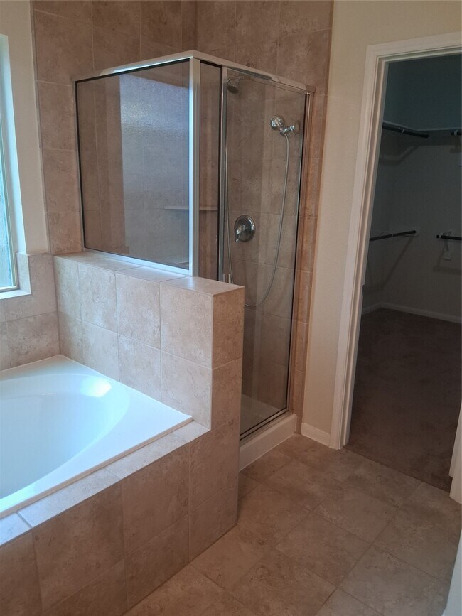 Building Photo - 13610 Spectacled Bear