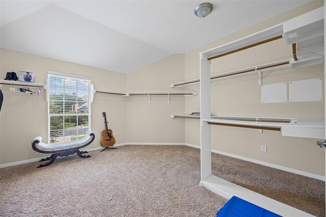 Building Photo - 10648 Bramblecrest Dr