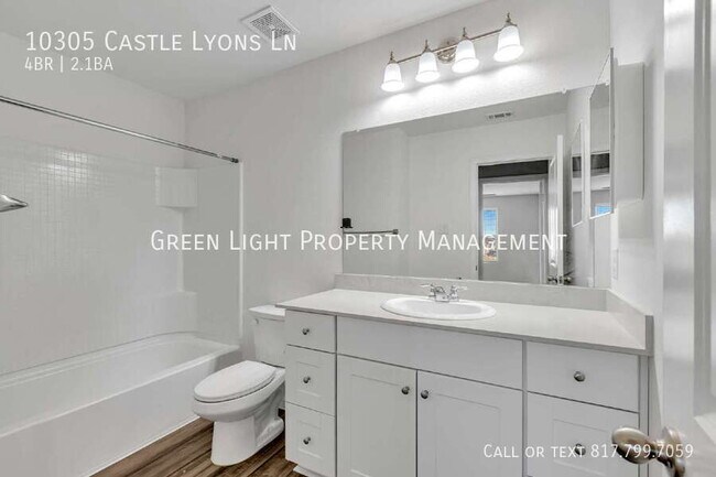Building Photo - 10305 Castle Lyons Ln