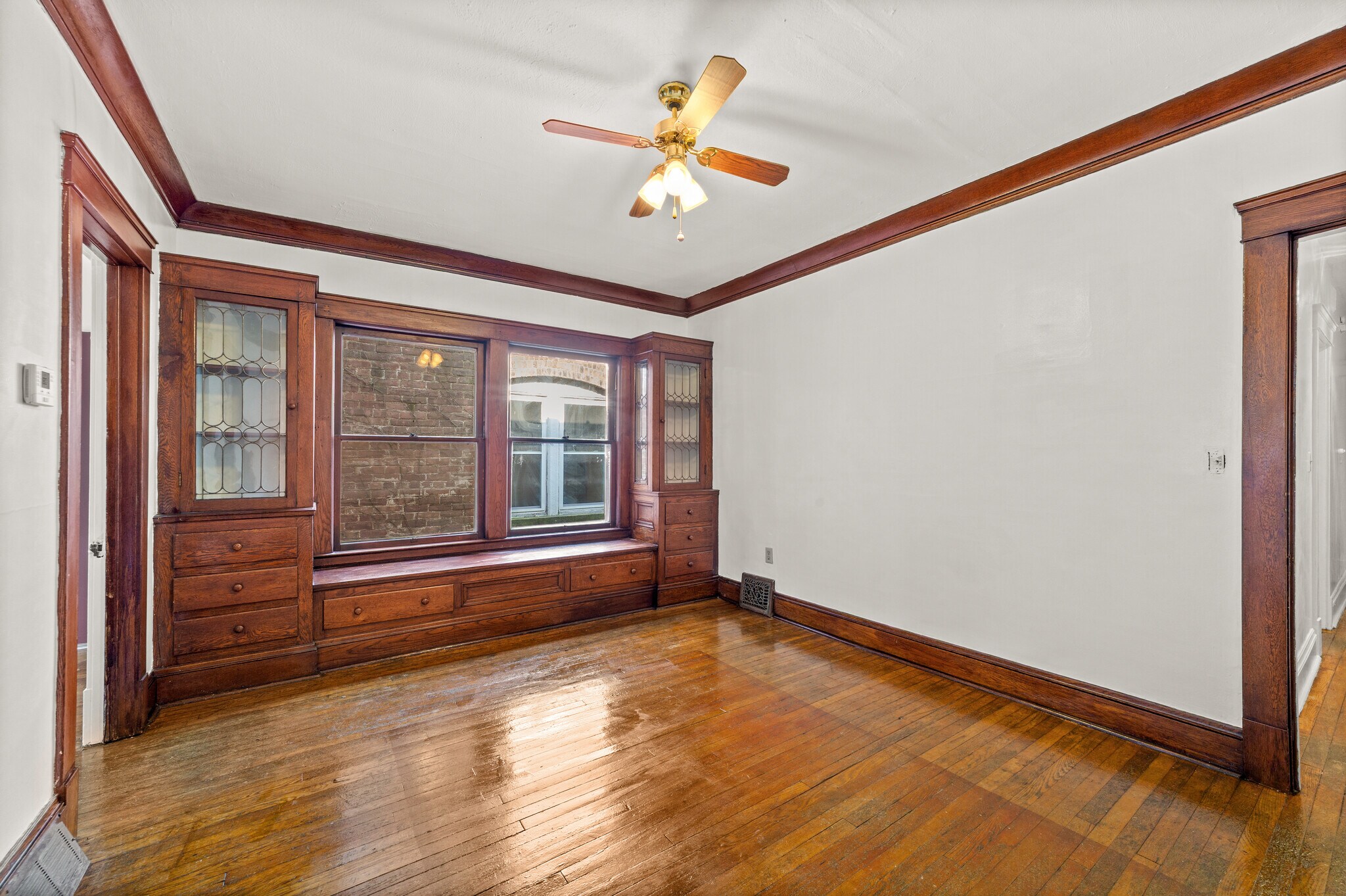 Living Room - 11427 Clifton Blvd