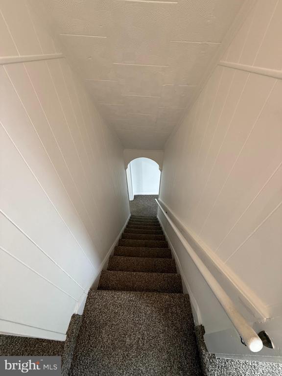 Building Photo - 109 N Main St