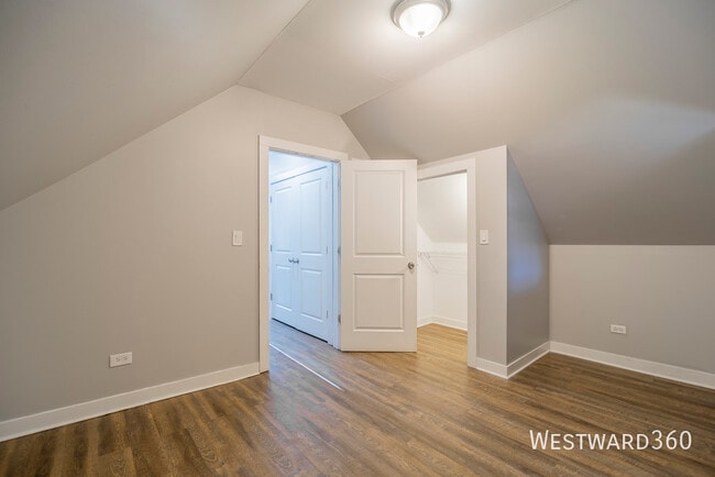 Building Photo - 3756 W George-2R