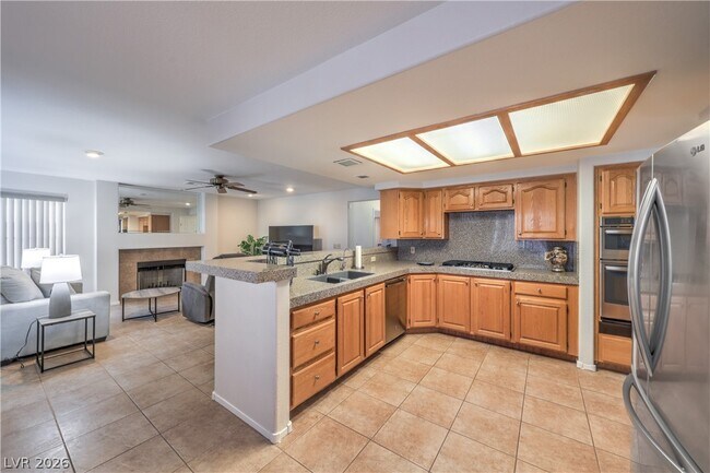 Building Photo - 271 Sunshine Springs Ct