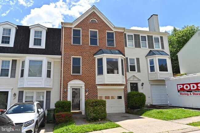 Building Photo - 105 Sunny Hill Ct