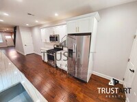 Building Photo - 2225 N Hancock St