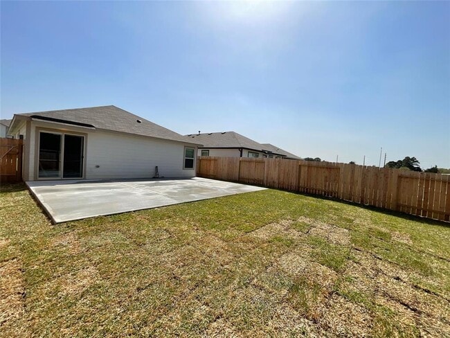 Building Photo - 21611 Desert Lilly Rd