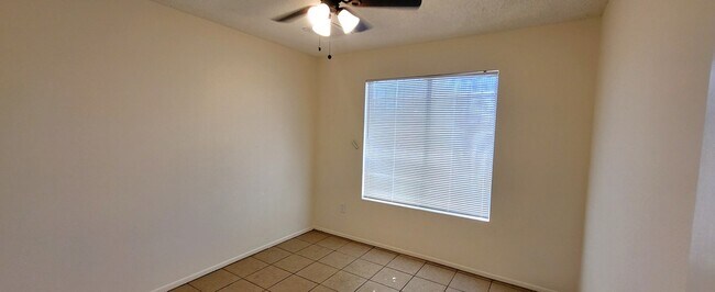 Building Photo - CHARMING GEM ON THE WEST SIDE!!!