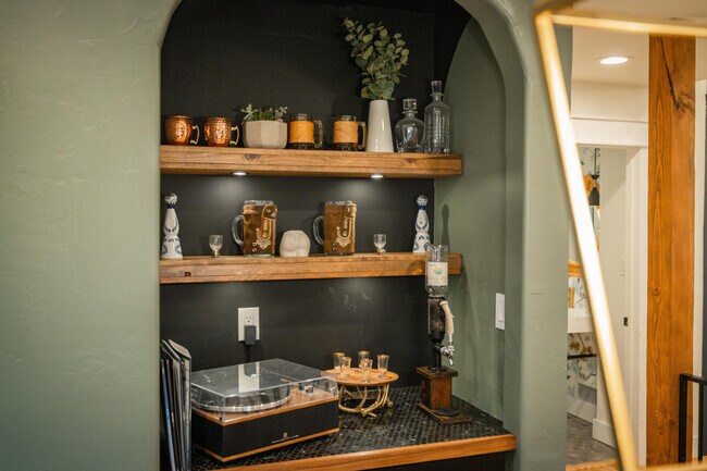 Building Photo - 3045 S 1640 E