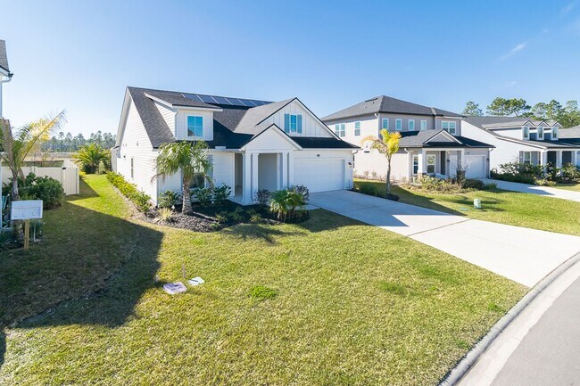 Building Photo - Incredible Pool Home