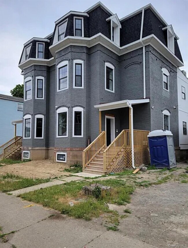 Building Photo - 58 Smith St