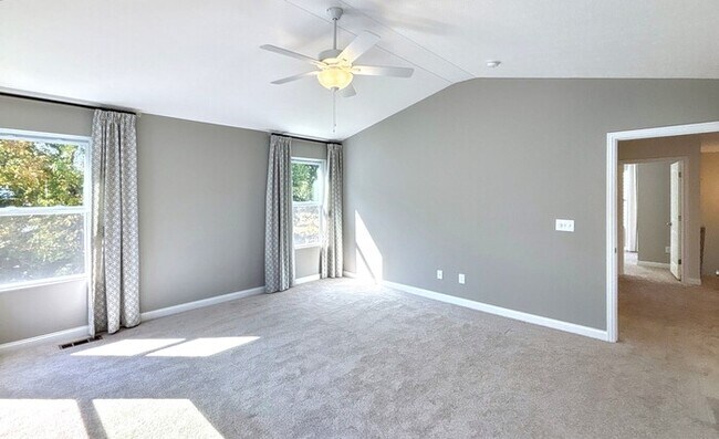 Building Photo - 6495 Drasco Dr