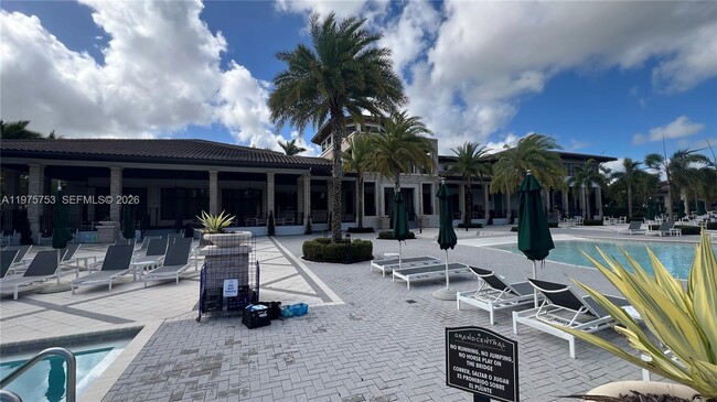 Building Photo - 7915 NW 104th Ave