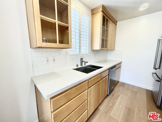 Building Photo - 917 2nd St